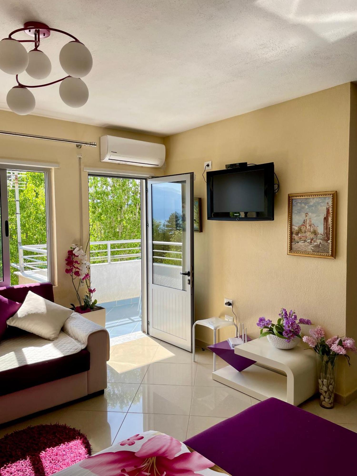 Lake View Pogradec Esterno foto